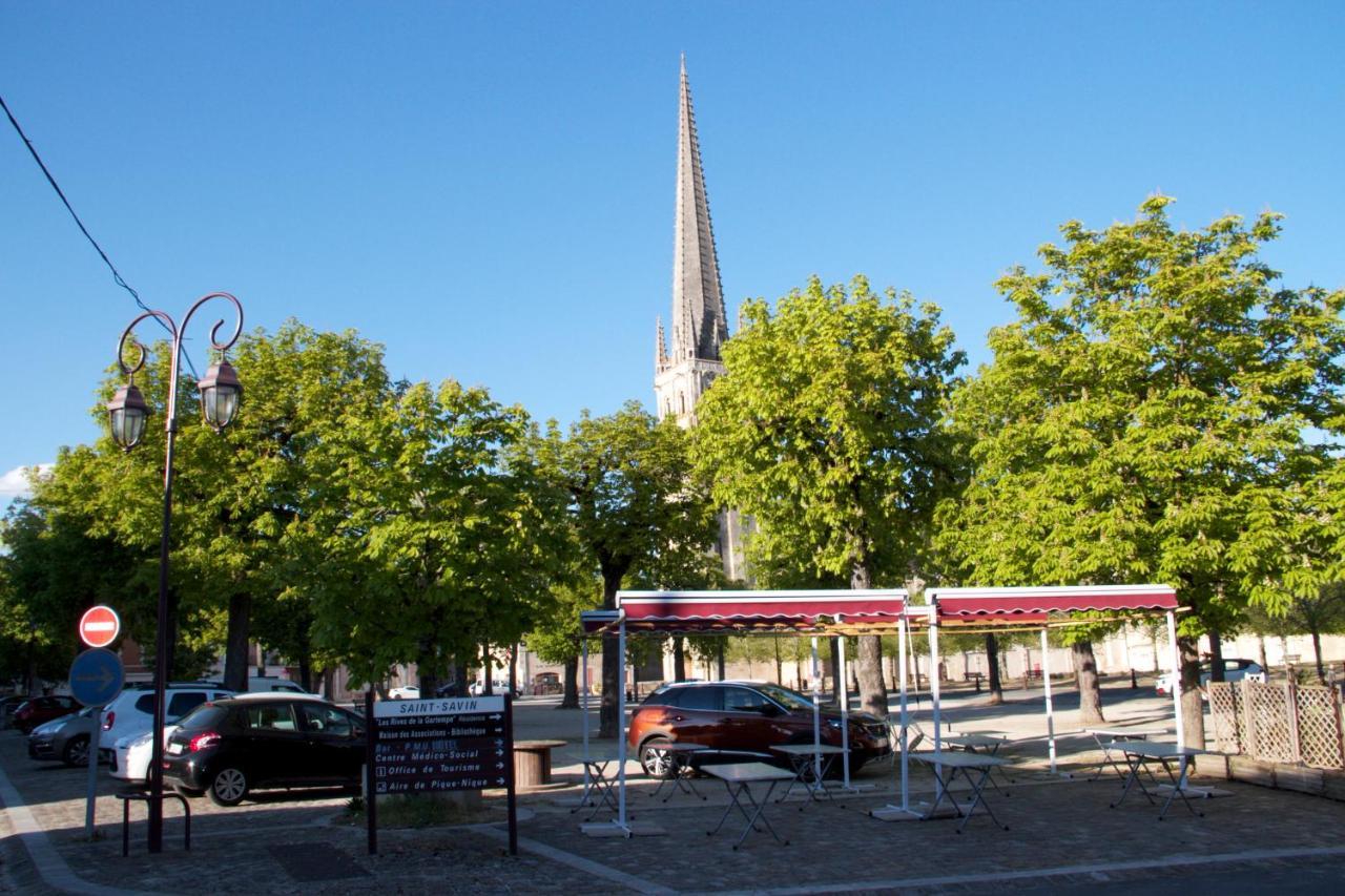 Suite Leon Edoux Saint Savin Bagian luar foto
